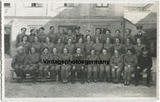 Z3645 foto donne in uniforme