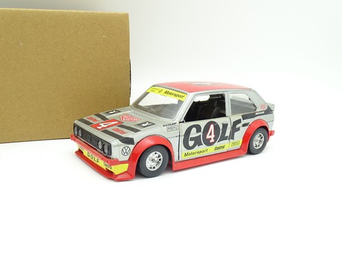 Burago vw golf gti - 1/24,