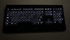 Logitech K800 Tastiera