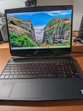 Alienware m15 RTX 2080 MAX-Q
