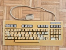 ✅ Tastiera Commodore C128D