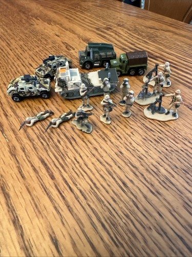 Lotto micro macchine militari - lotto,