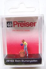 Scala HO Preiser 28103 Donna Annaffia Fiori: Modellino singolo scala 1/87