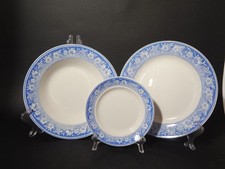 ANTICO VILLEROY&BOCH SERVIZIO 18 PIATTI CERAMICA BIANCA DECORO BLU FLOREALE