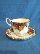 Tazza Thè E Piattino Porcellana Royal Albert Old Country Roses 1962 England 