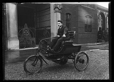 Foto:1924 Automobile Early