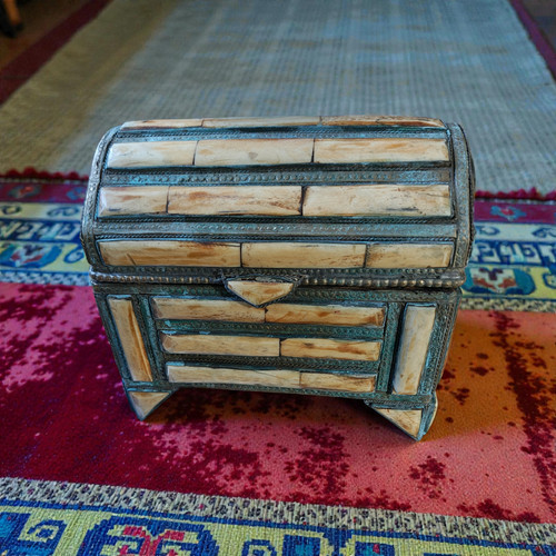 Large moroccan camel bone - moroccan,