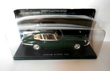 n 32 ) DIE CAST - JAGUAR E-TYPE 1962  - SCALA 1/24