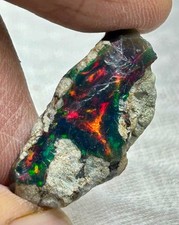 Opale nero grezzo di alta