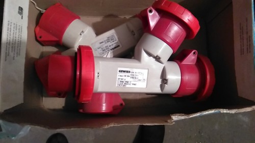 Stock materiale elettrico - materiale,