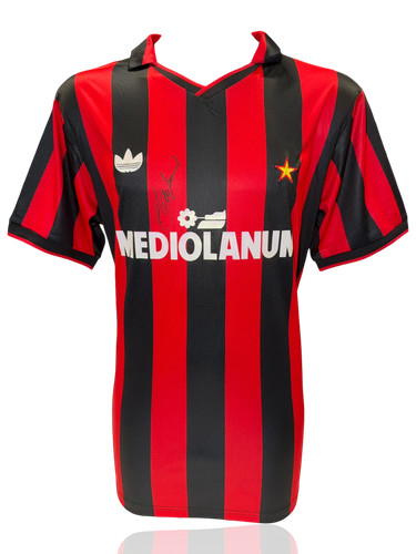 Franco baresi signed milan - ac,