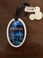 Pandora ornamento film