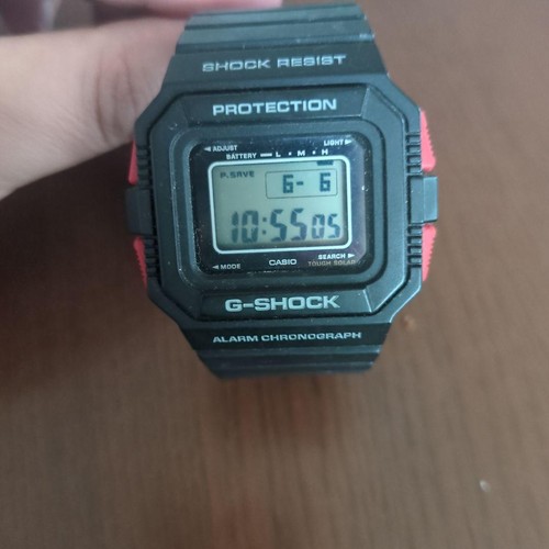 Orologio digitale solare