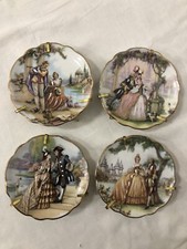 LIMOGES FRANCE LOTTO 4 PIATTINI IN PORCELLANA DECORATI CON BORDI IN ORO - DAME