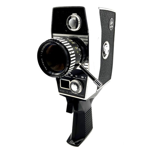 Macchina fotografica - , a