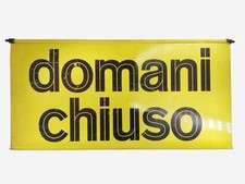 Insegna in metallo bifacciale