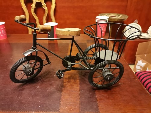 Bicicletta miniatura fatta - bicicletta,