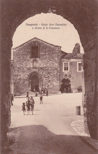 Sangemini antico arco e - arco,