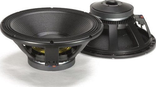 Rcf l18p400 18in - 18in, pro
