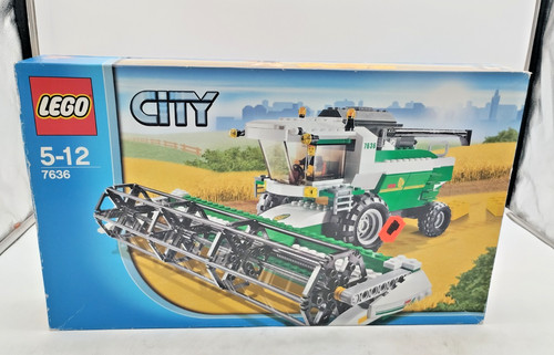 Lego 7636 combine harvester - lego,