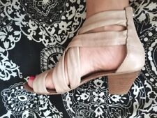 Sandalo in pelle beige EU 36 Gaia Shoes