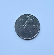 Moneta da 50 lire del 1956 