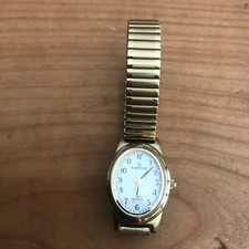 montre bracelet N1747 quartz