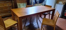 Tavolo allungabile usato, in cigliegio piu 6 sedie