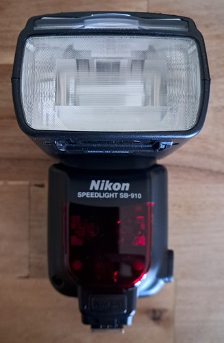 Nikon speedlight 910 - speedlight, (like