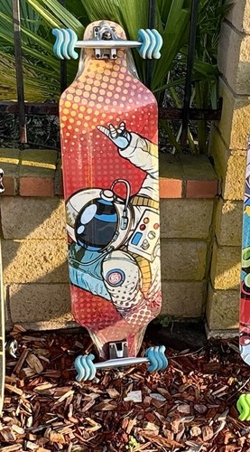 Nuovo longboard skateboard - nuovo,
