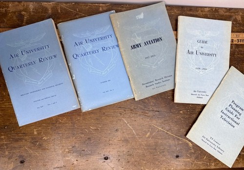 Lotto libri aviazione esercito