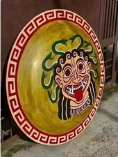 Decorazione scudo in legno