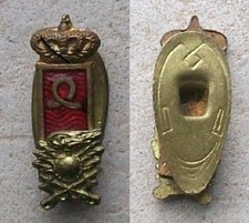 Red Enamel Slot Badge Genius