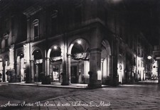 AREZZO: Portici via Roma di notte (libreria E. Mori)  1954