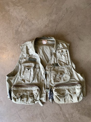 Filson fly fish - fly, guide