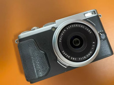 Fujifilm X70 16.3MP APS-C 4x