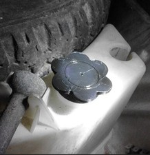 TAPPO SERBATOIO VASCHETTA