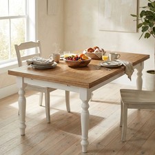 tavolo da pranzo moderno