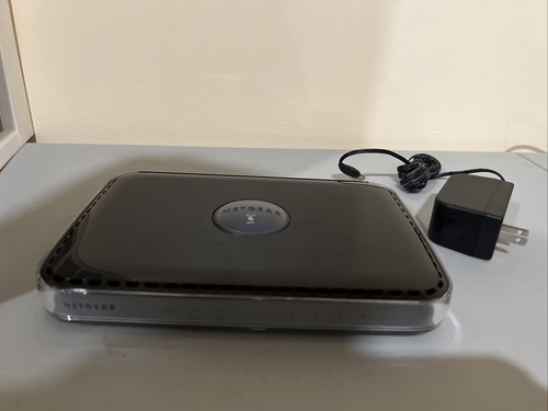 Netgear wndr3300 300 - mb/s, 4
