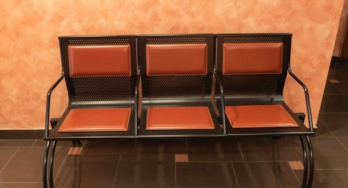 Sala attesa rivestimento cuoio - sala,