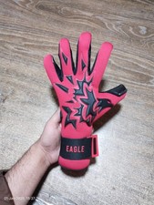 Guanti innovativi da portiere