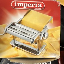 Imperia manual pasta maker - pasta, red