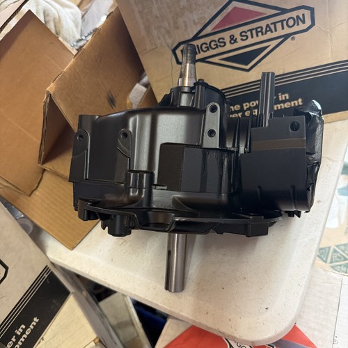Briggs stratton lawnmower - stratton,