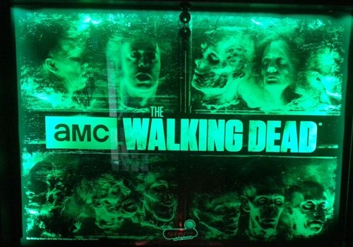 Stern walking dead - dead, flipper