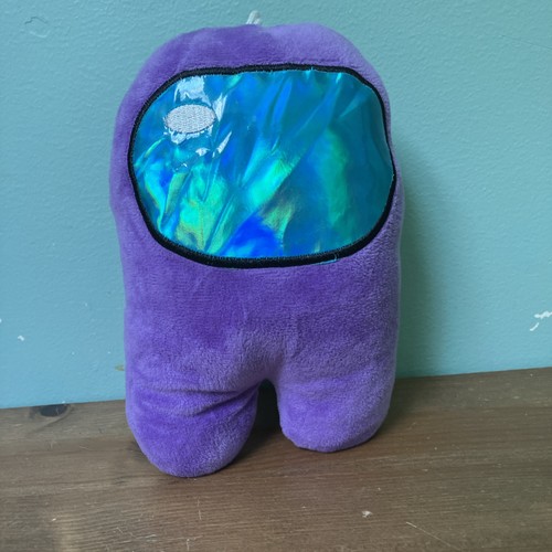 Peluche among viola - among,