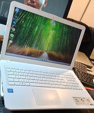 ASUS F540s 15.6" Ram 4 GB Hard