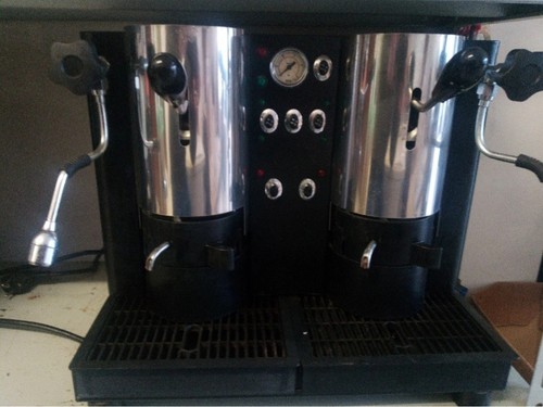 Macchina caffe capsule - a,