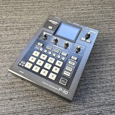 Roland P-10 con alimentatore e