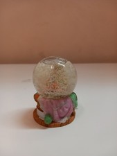 Palla Di Vetro Con Neve