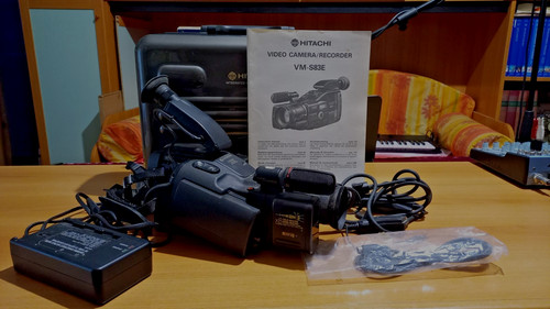 Videocamera svhs hitachi - videocamera,